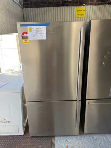 Second hand Electrolux EBE5307SA 528L frost-free bottom mount refrigerator - Second Hand Appliances Geebung